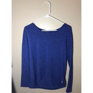 Long sleeve comfy shirt.